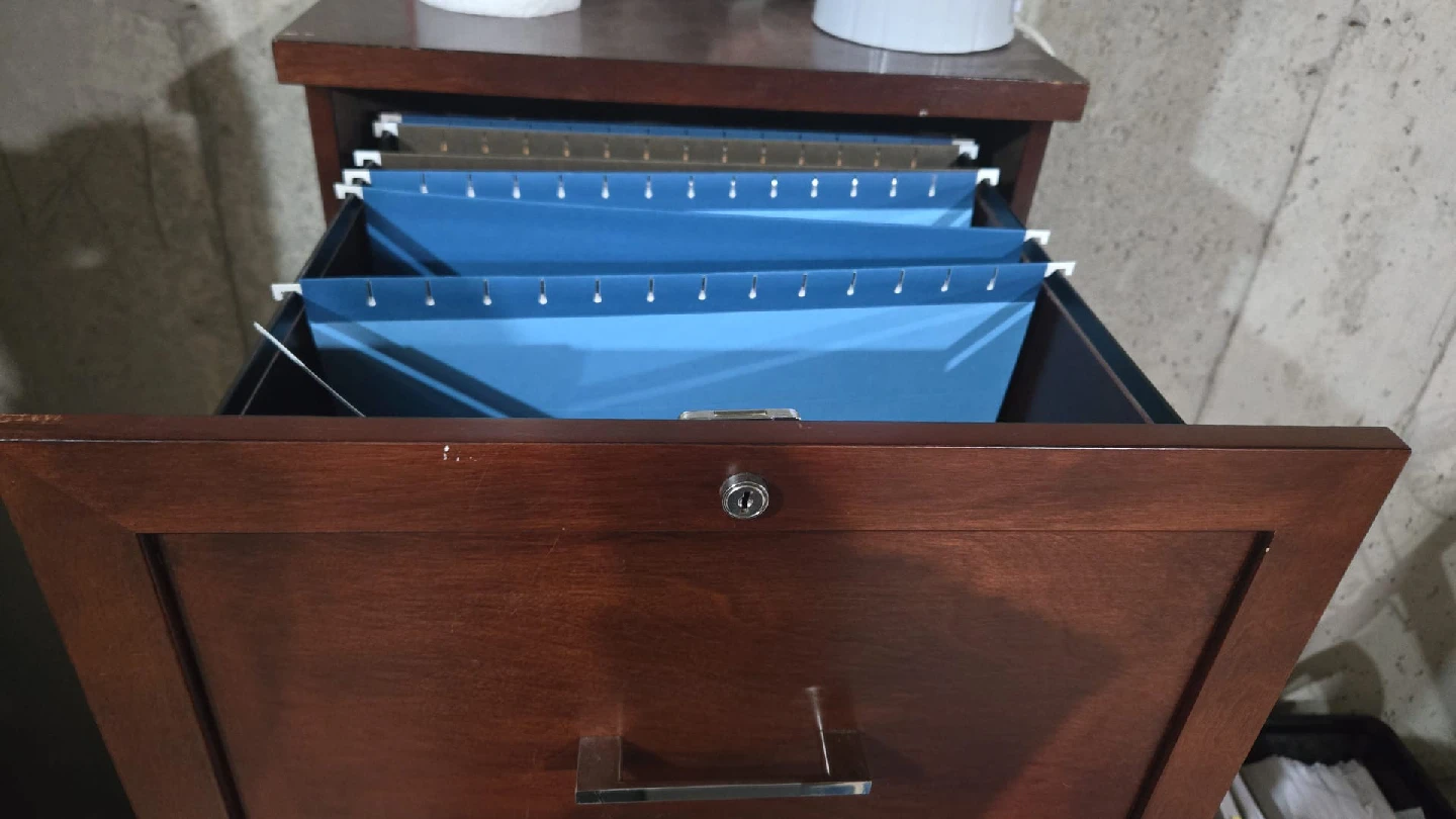 Wood Filing Cabinet - 4 Drawers - photo 3