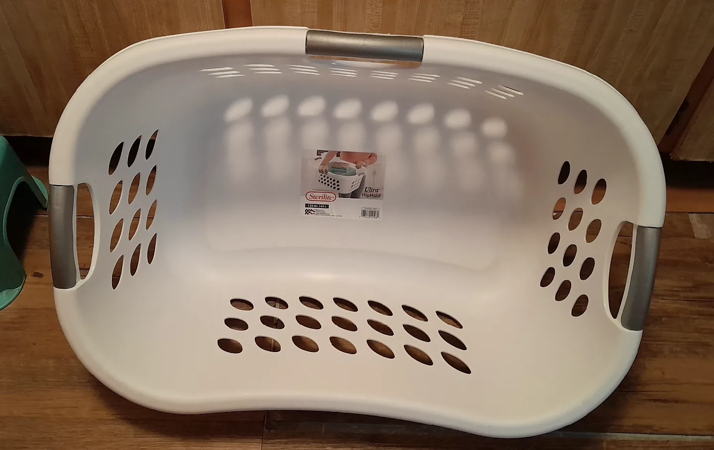 Sterilite Ultra Hiphold Laundry Basket - White - 44L