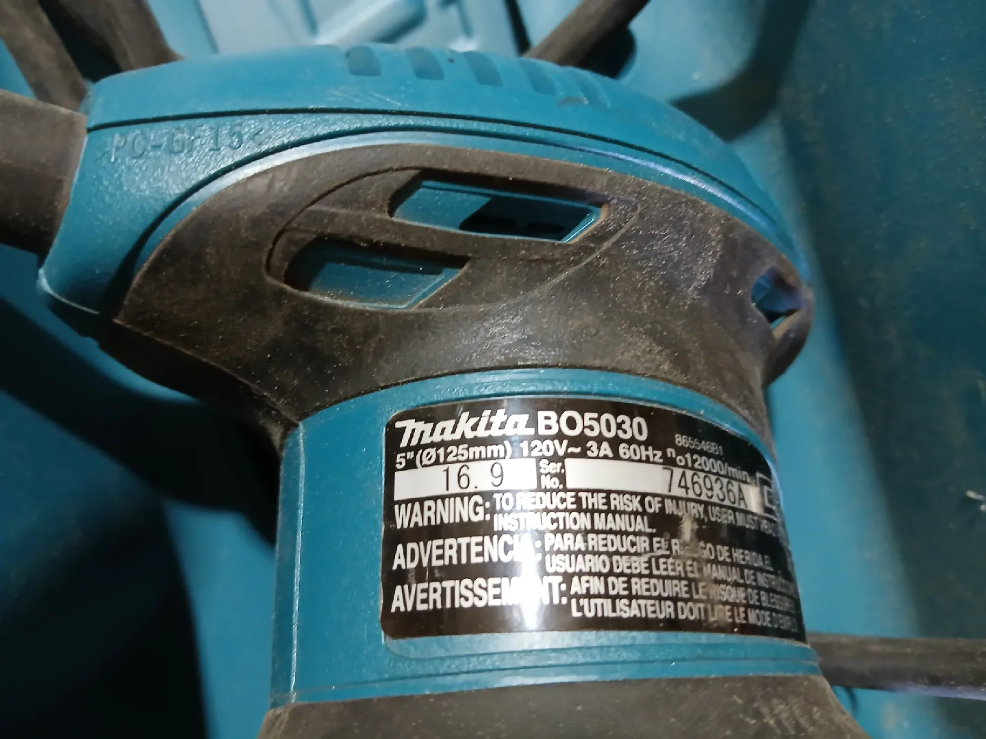 Makita BO5030 5" Random Orbit Sander w/ Case thumbnail