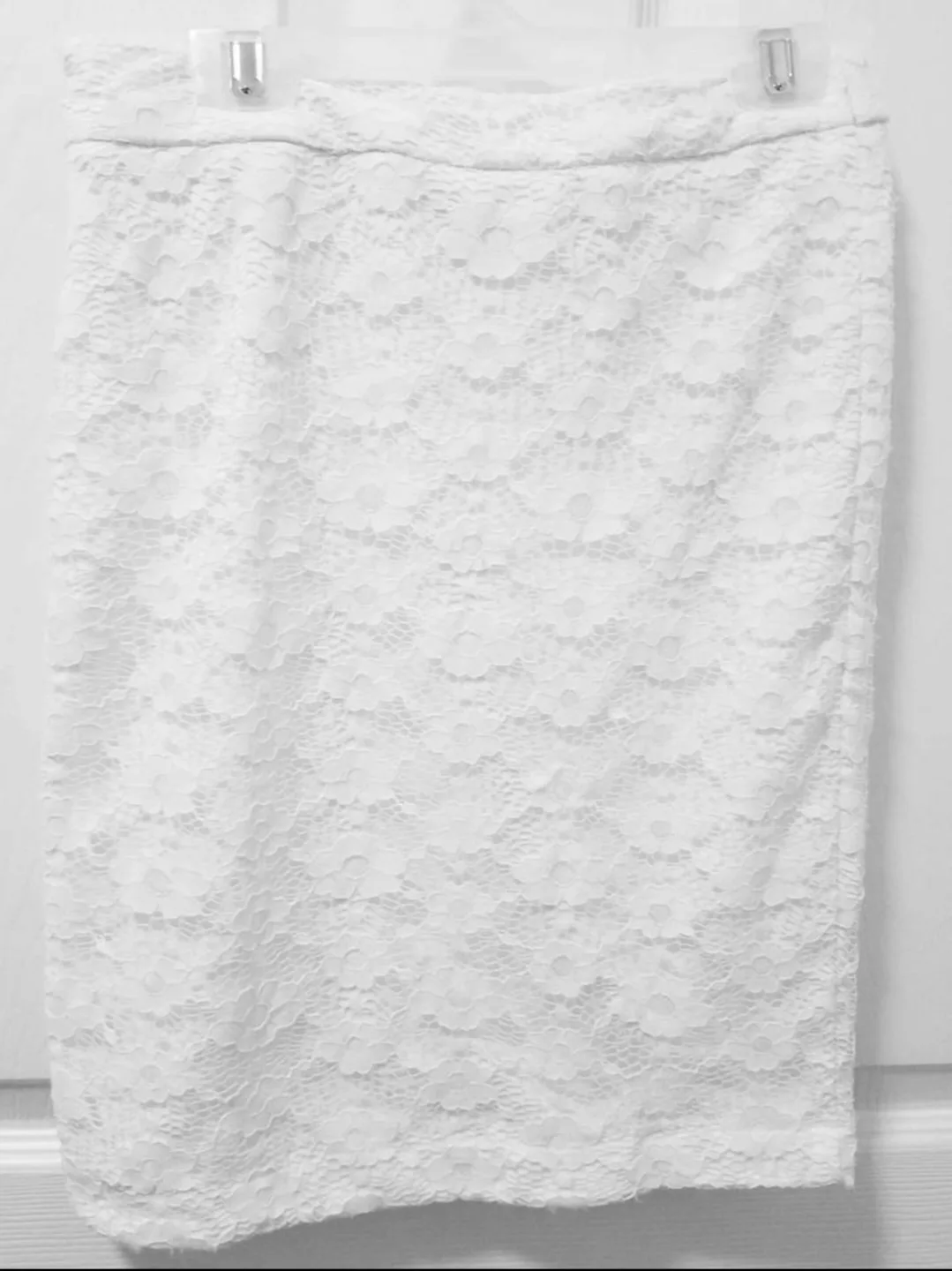 👗Lace White Peplum long sleeve and matching Skirt👗 image indicator(4)