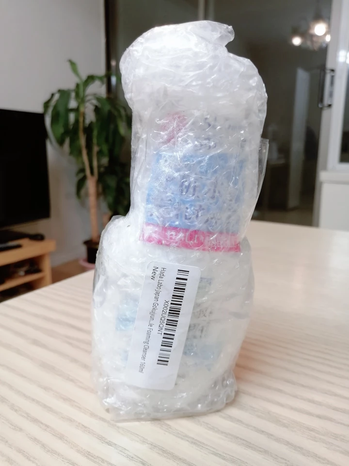 Hada Labo Hydrating Foaming Cleanser