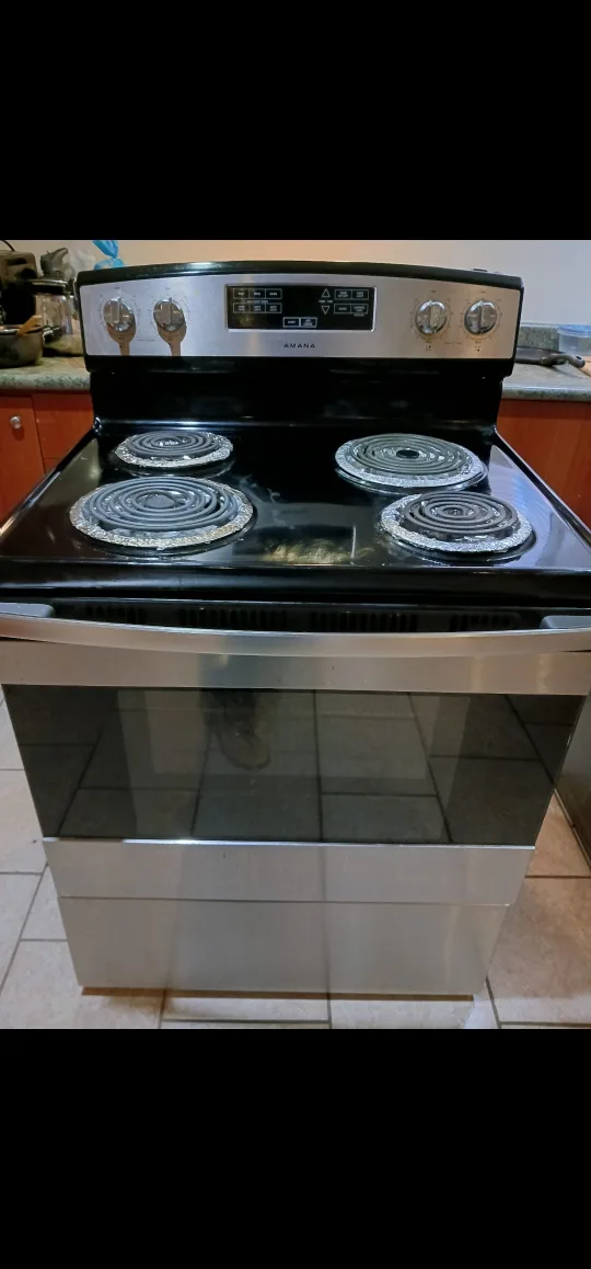 Amana Electric Range - Black & Silver
