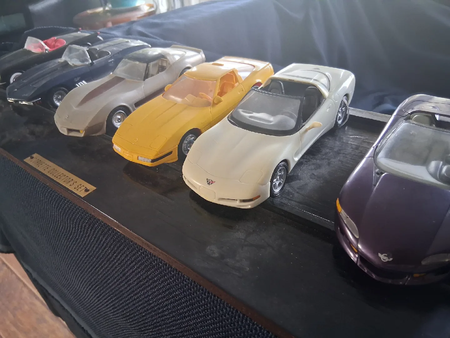 Corvette Collector's Set - Toy Cars image indicator(2)