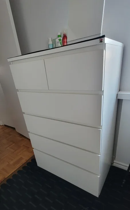 White IKEA Malm 6 Drawer Chest Dresser image indicator(2)
