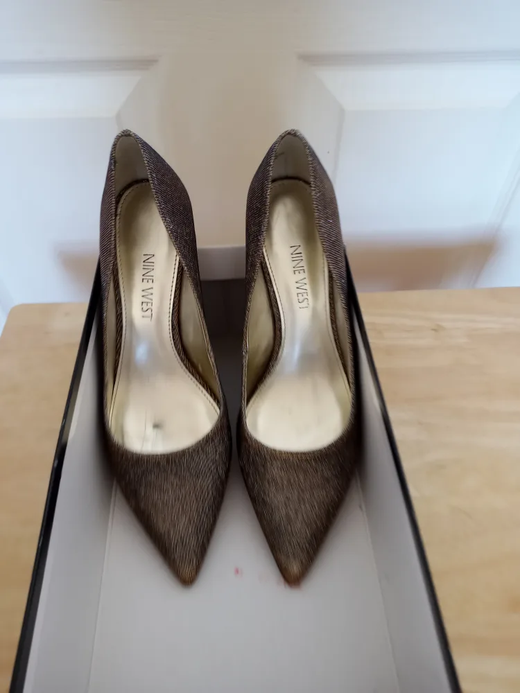 Nine West Austin Pewter Heels - Size 6 thumbnail