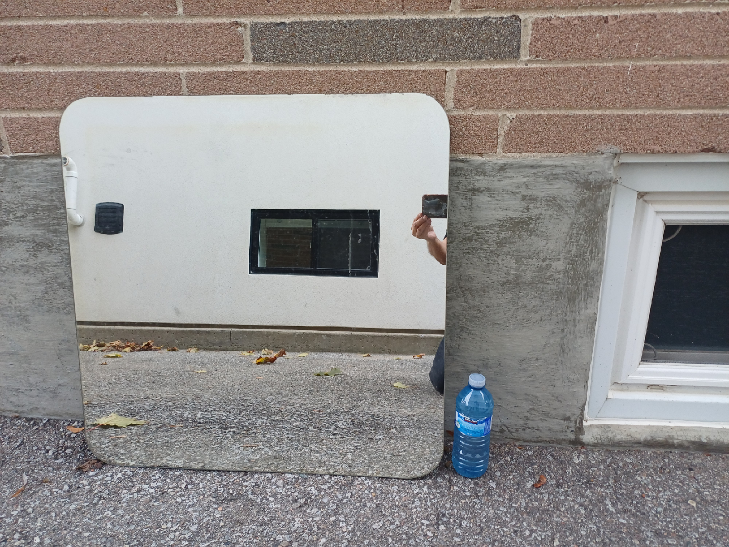 FREE Frameless Mirror with rounded corners