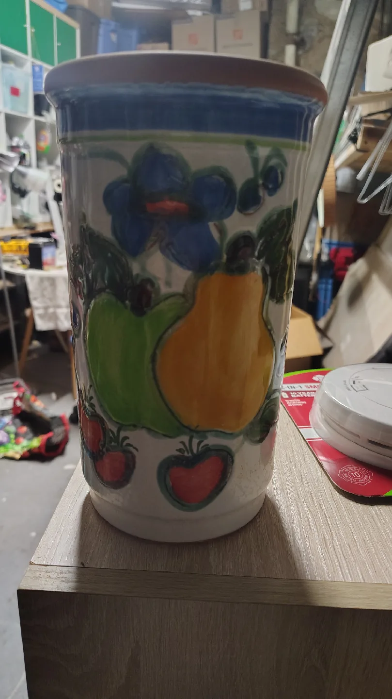 Hand-Painted terracotta wine holder image indicator(2)