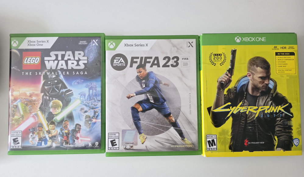 Xbox Series X Console with Games & Controllers - photo 5