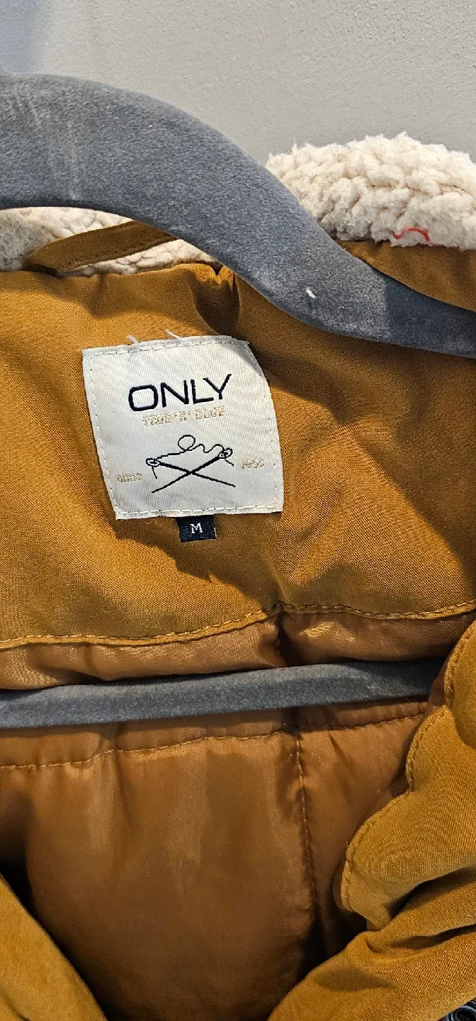 ONLY Winter Parka - Size M image indicator(2)