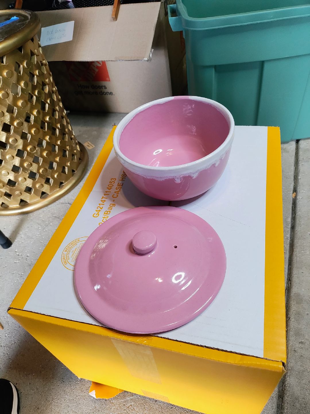 Vintage Mid Century Pottery Covered Casserole - photo 4