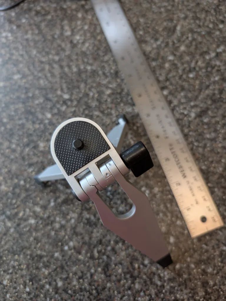 Mini tripod for small digital camera image indicator(3)