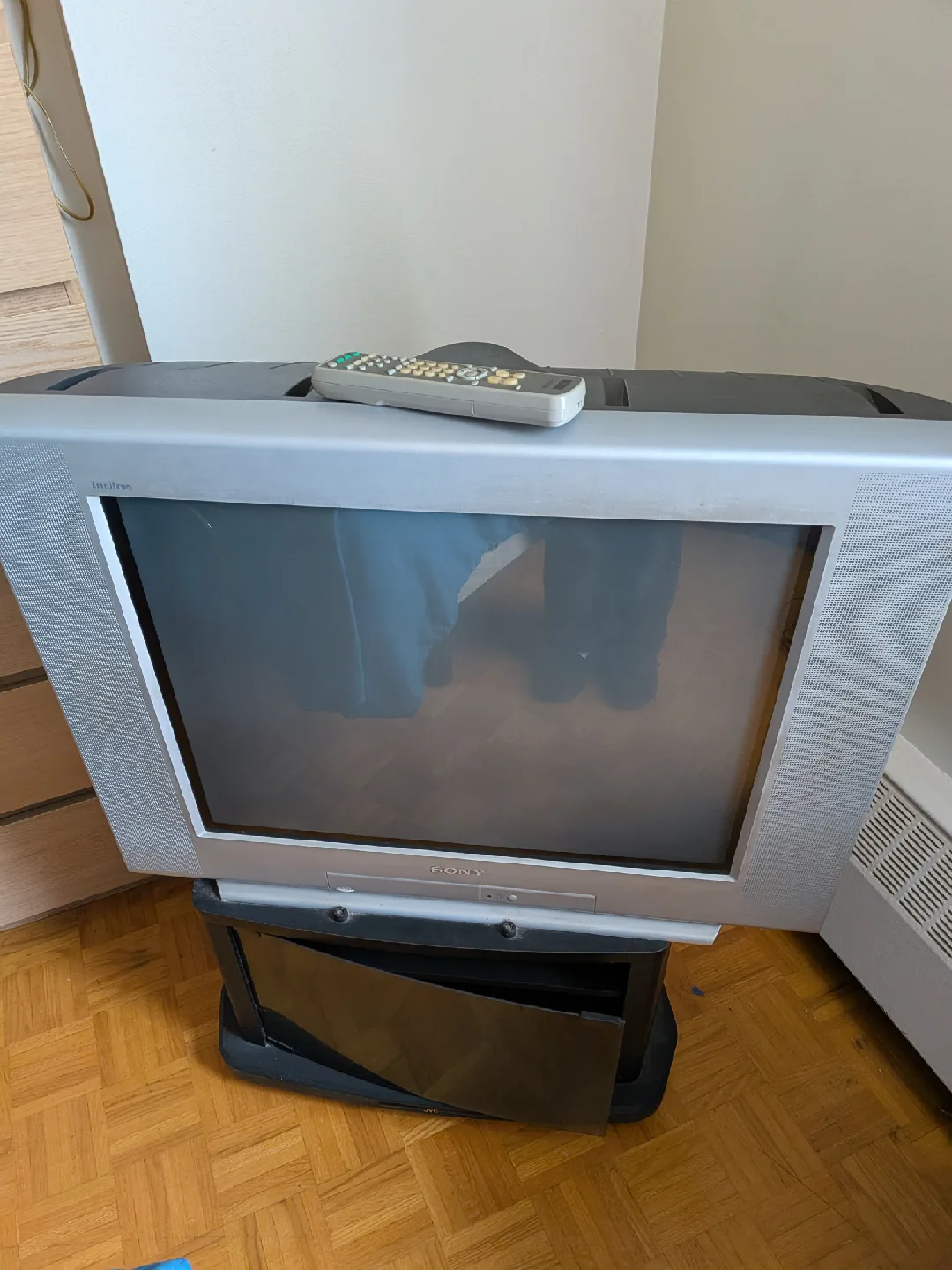 Sony Trinitron TV 27 inch image indicator(3)