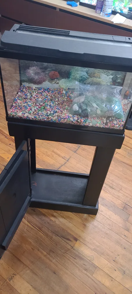 Fish Tank with Stand image indicator(3)