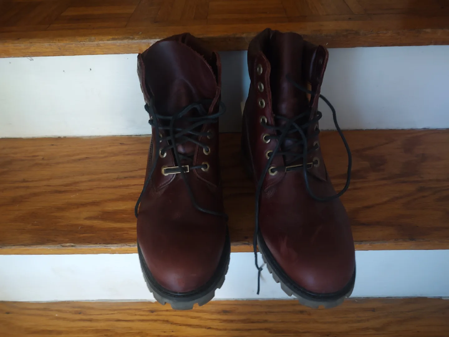 Timberland Brown Leather Boots image indicator(2)