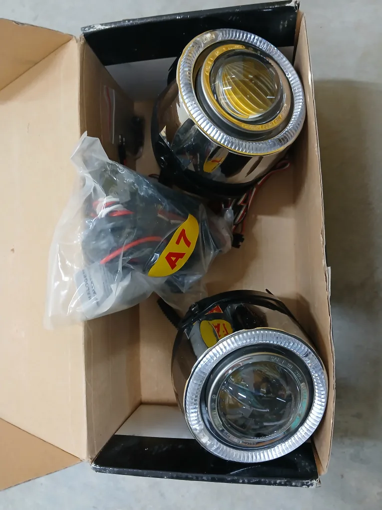 SATUGA LED GLO 7 Color Angel Eyes Fog Lamp image indicator(6)