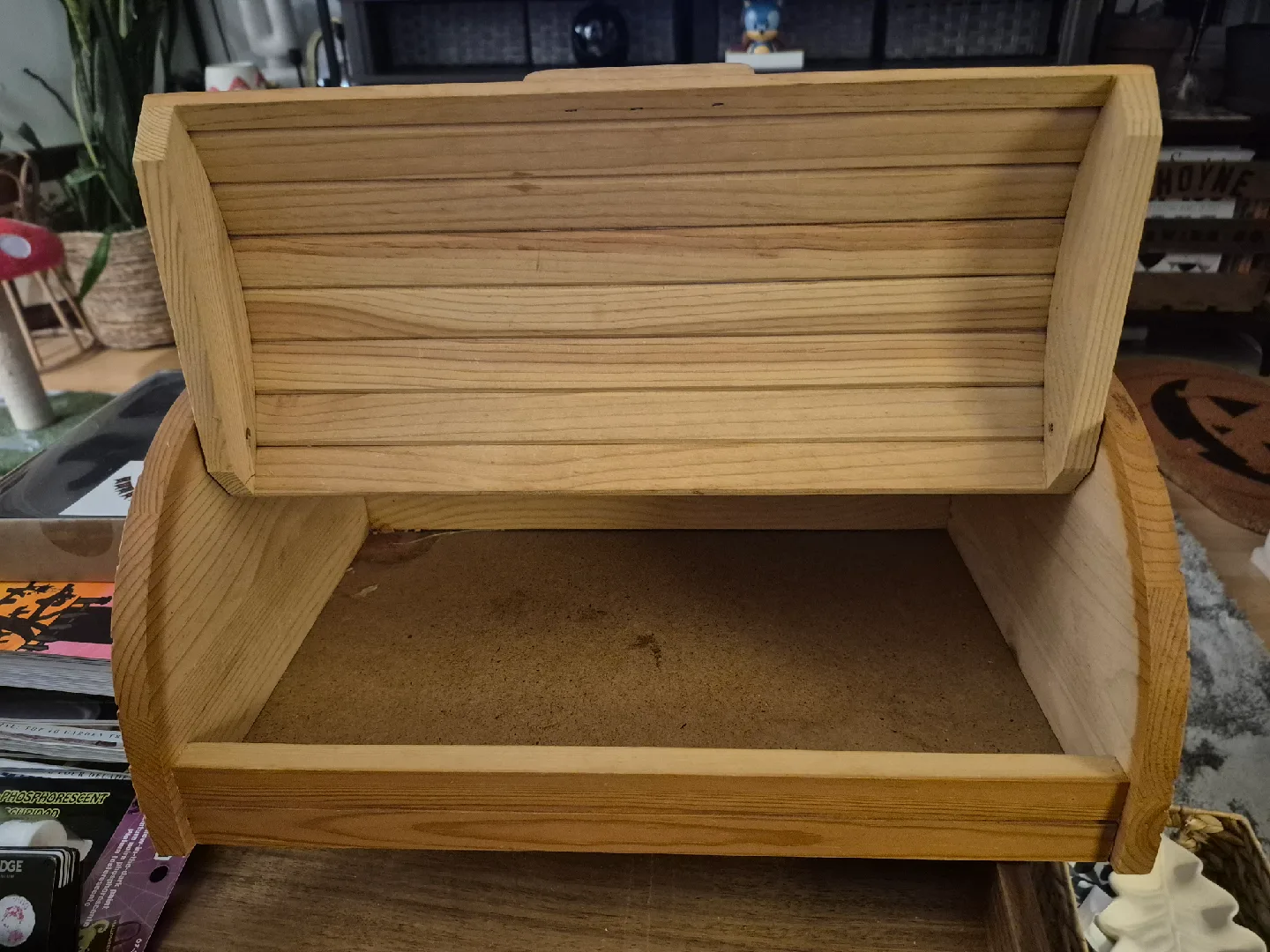 Wooden Bread Box image indicator(2)