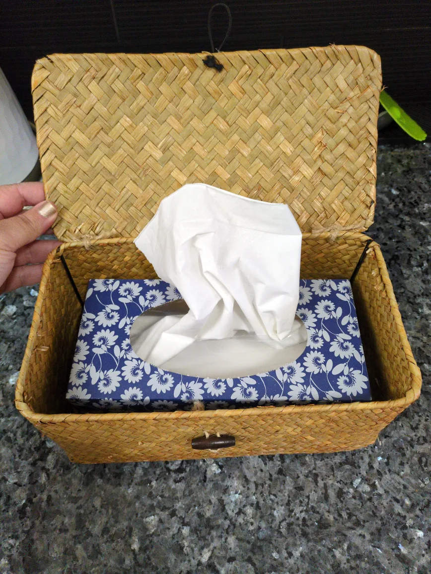 Woven Straw Storage Box with Lid image indicator(3)