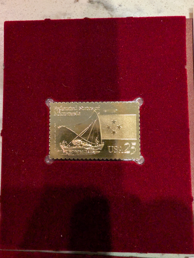 1990 22 KT gold Commemorative Stamp Collection - photo 2