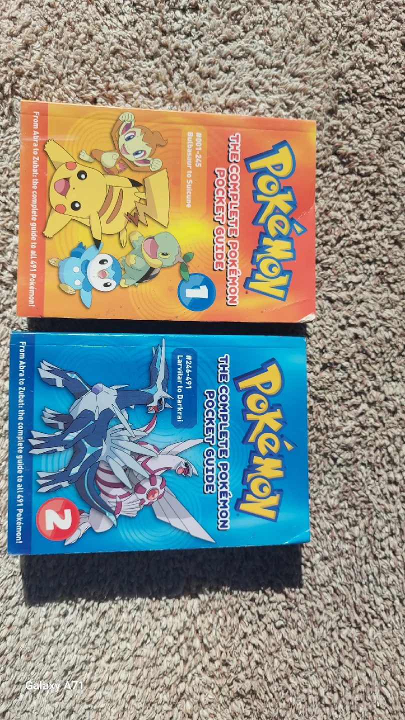Pokémon Pocket Guide Book Set image indicator(2)