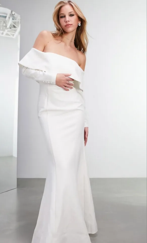 New Wedding Gown 4 thumbnail