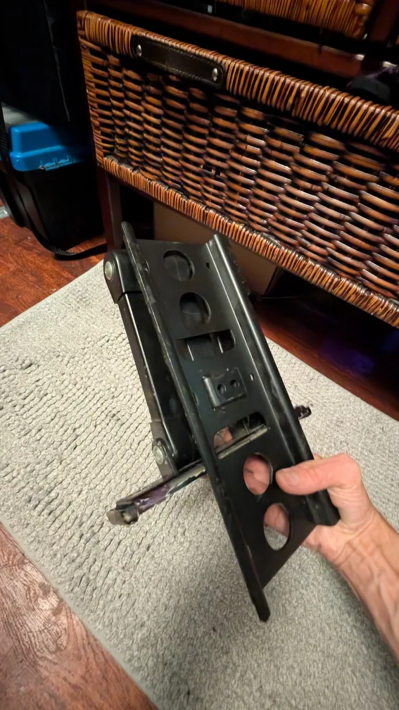 Adjustable TV Wall Mount Bracket - Black image indicator(4)