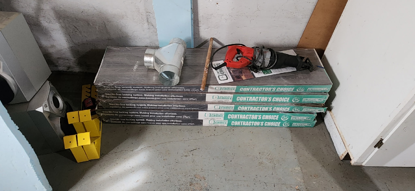 Contractor's Choice Uniclic Flooring (20)
