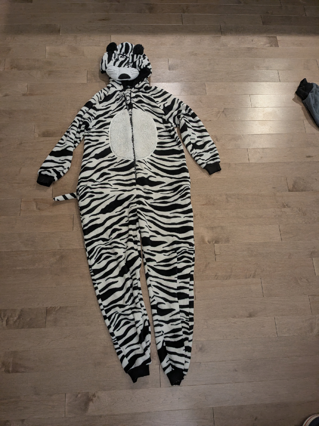 white tiger Onesie 🥕