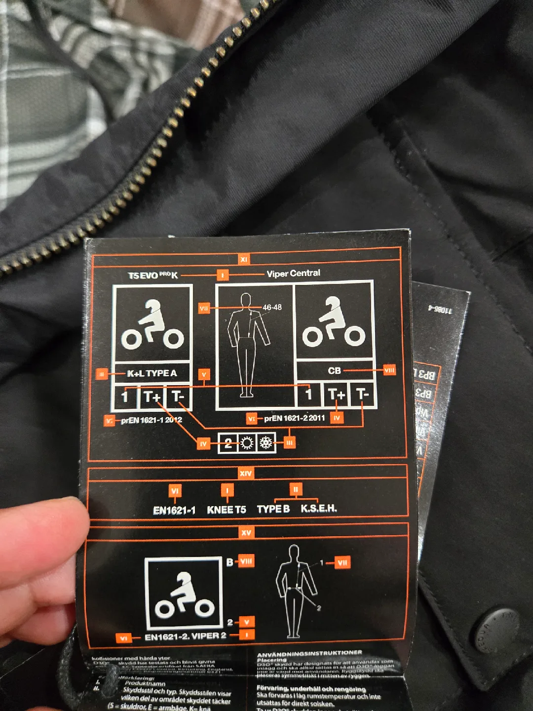 Bramd New Barbour Triumph Motorcycle Jacket with D3O Protection image indicator(6)