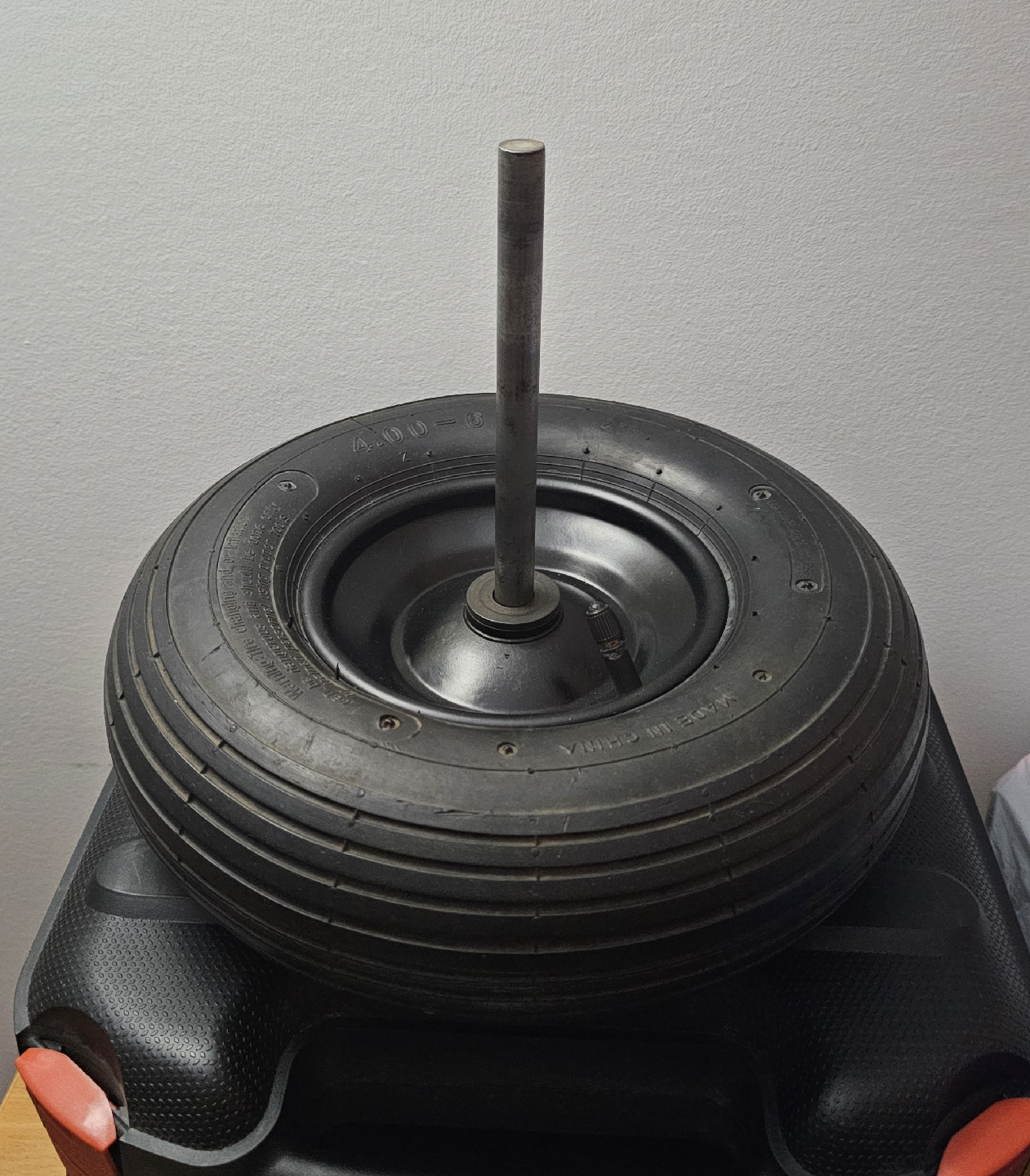 Wheelbarrow Tire 4.00-6 - photo 2