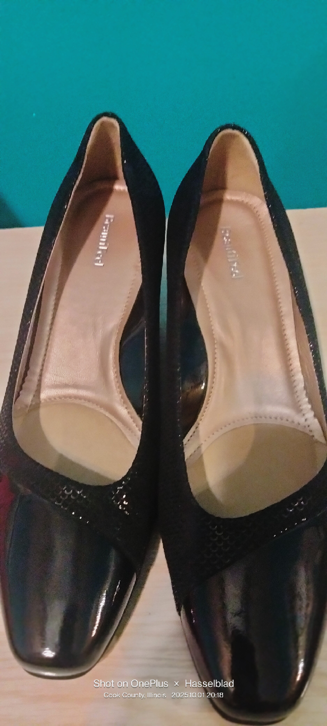 Beautifeel Black Leather Heels