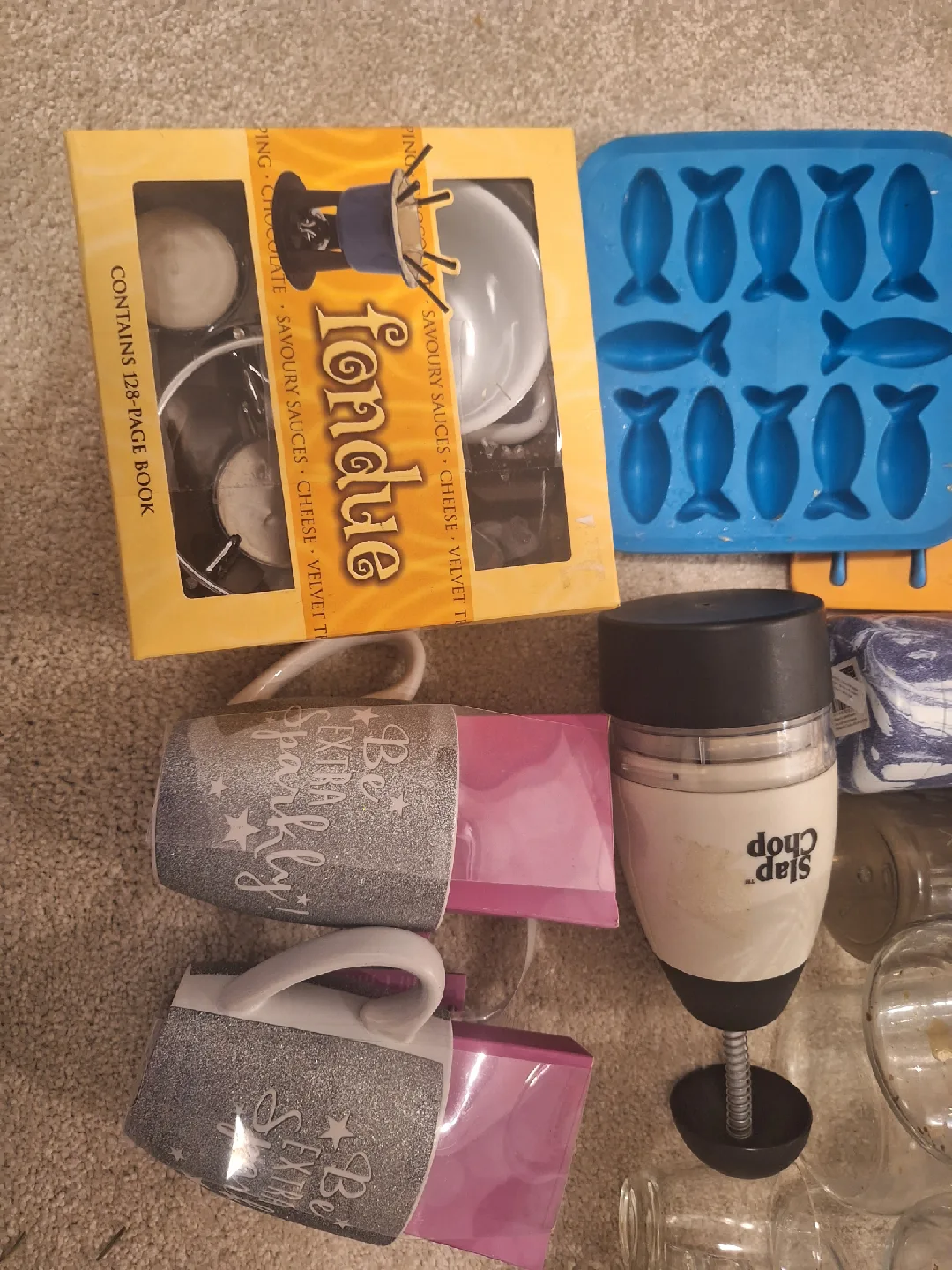 Mixed Kitchenware Lot: Bottles, Mugs, Ice Molds & More image indicator(2)