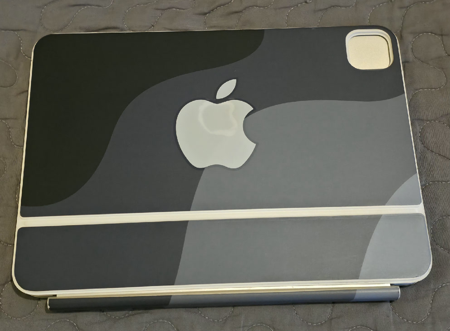 Apple iPad Magic Keyboard (M4 & M5 iPad pro) - photo 3