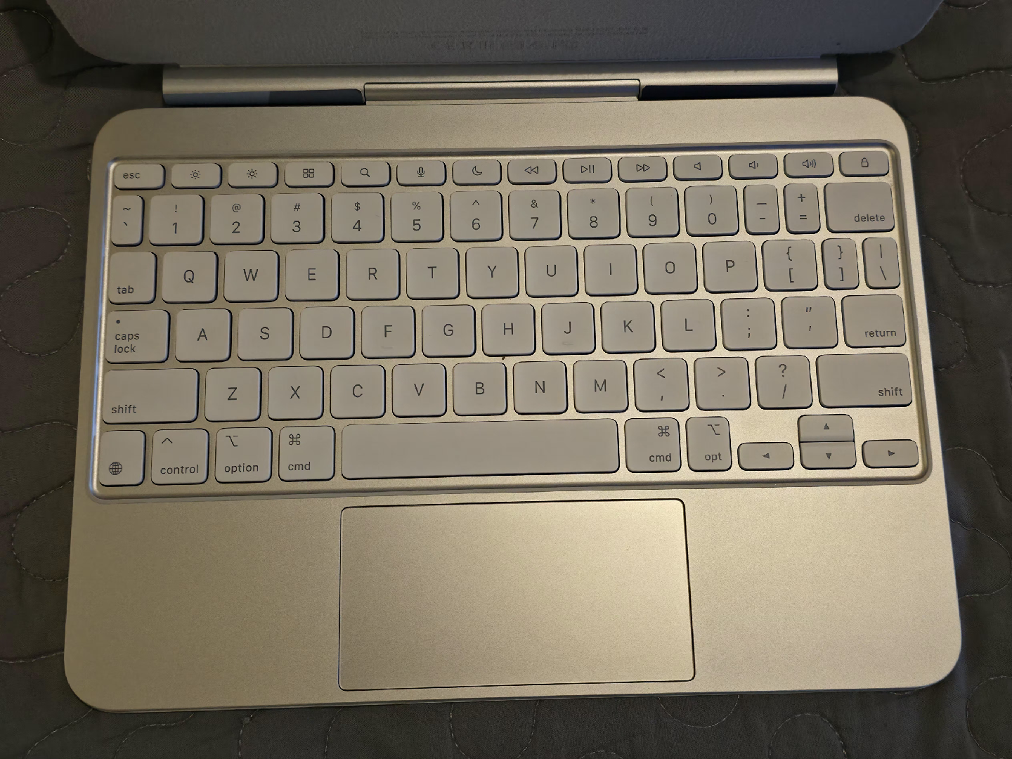 Apple iPad Magic Keyboard (M4 & M5 iPad pro) - photo 5