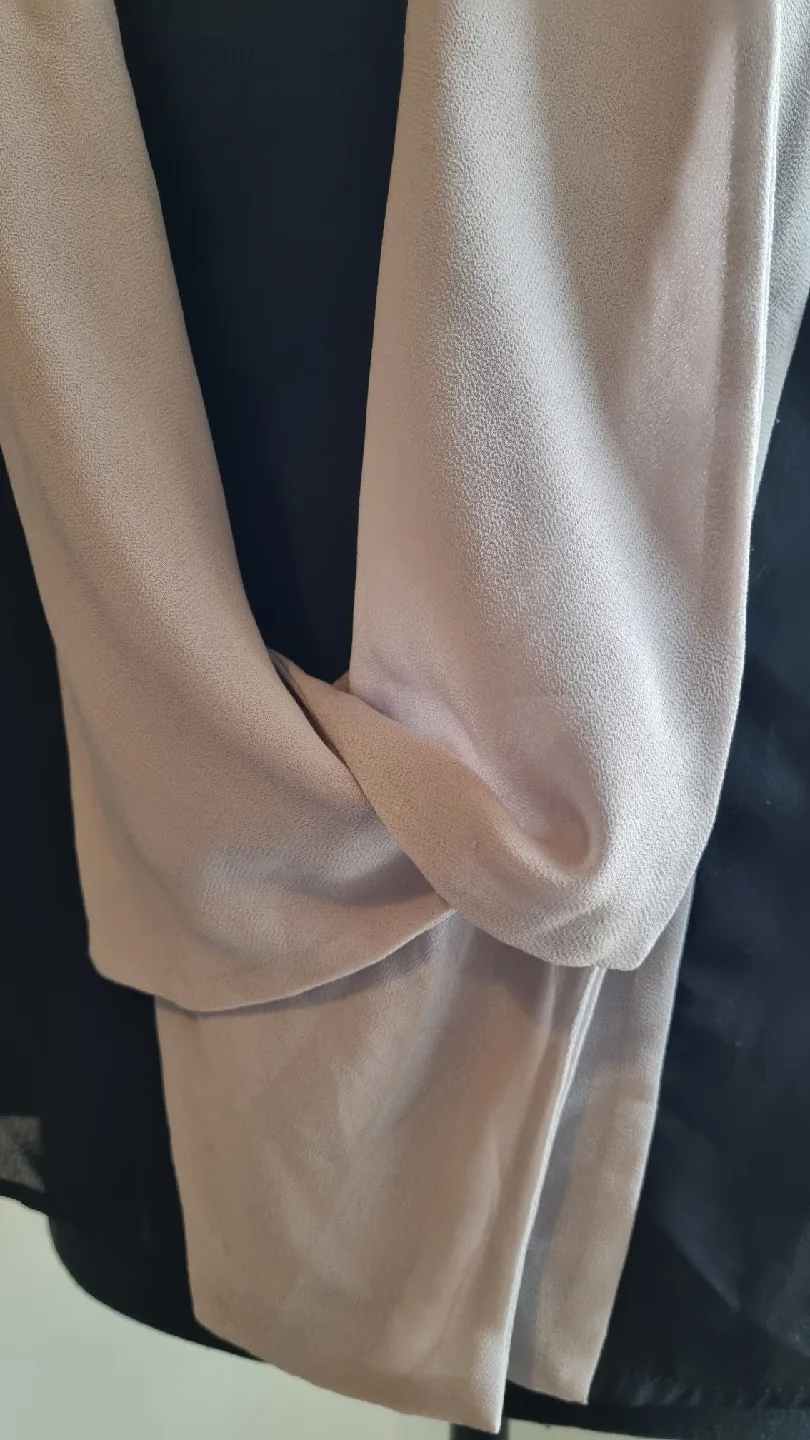 classy top black and grey image indicator(2)