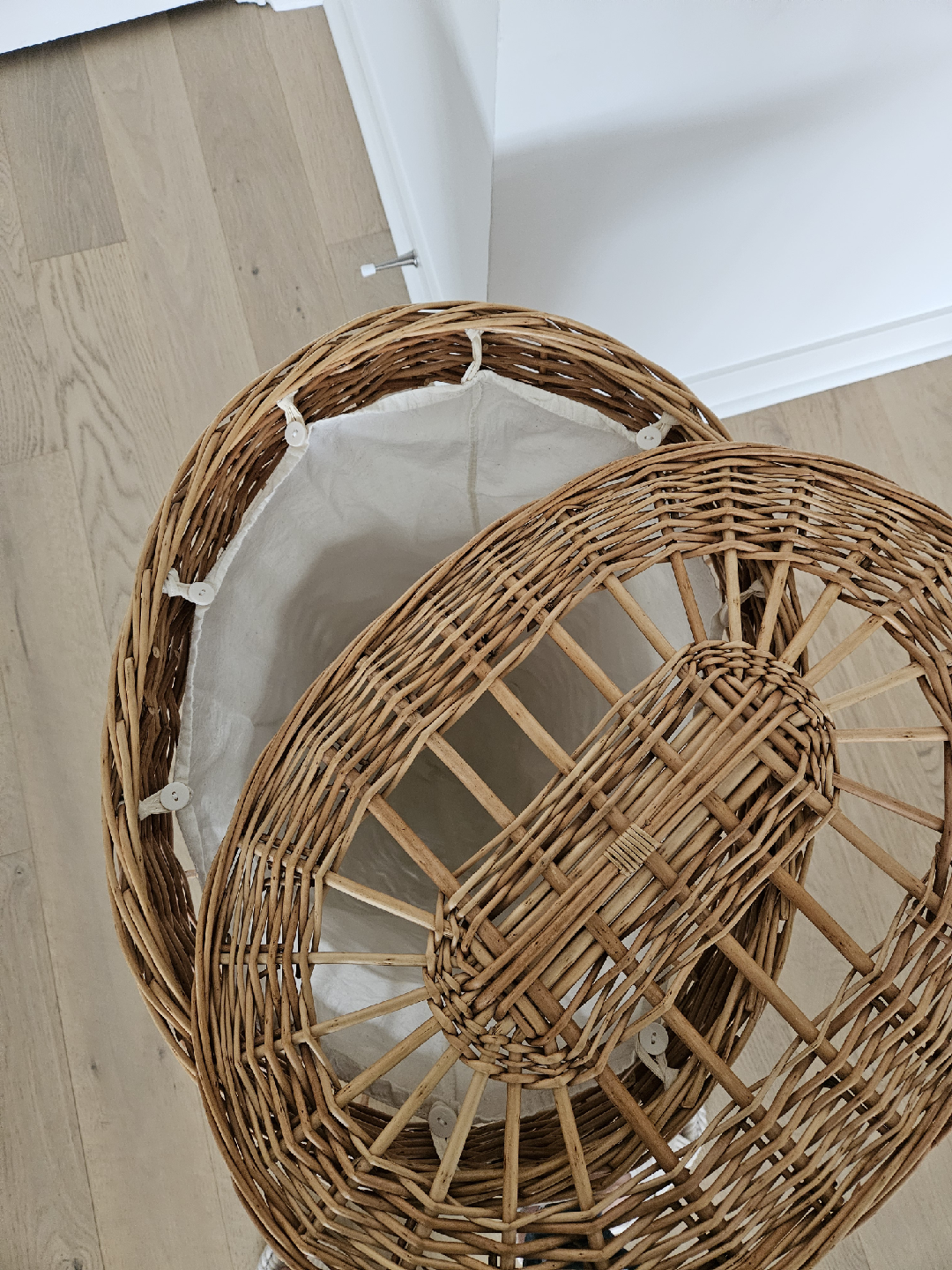 Ikea Wicker Laundry Hamper with Lid - photo 3