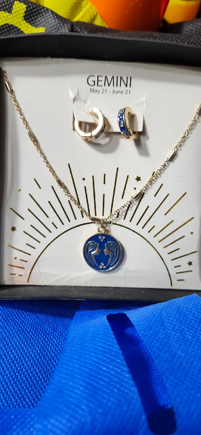 Gemini Necklace & Earring Set - May 21 to June 21 image indicator(2)