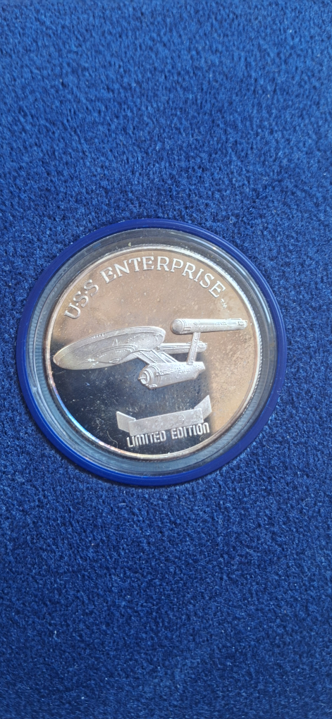 Star Trek 25th Anniversary USS Enterprise Limited Edition Coin - photo 5