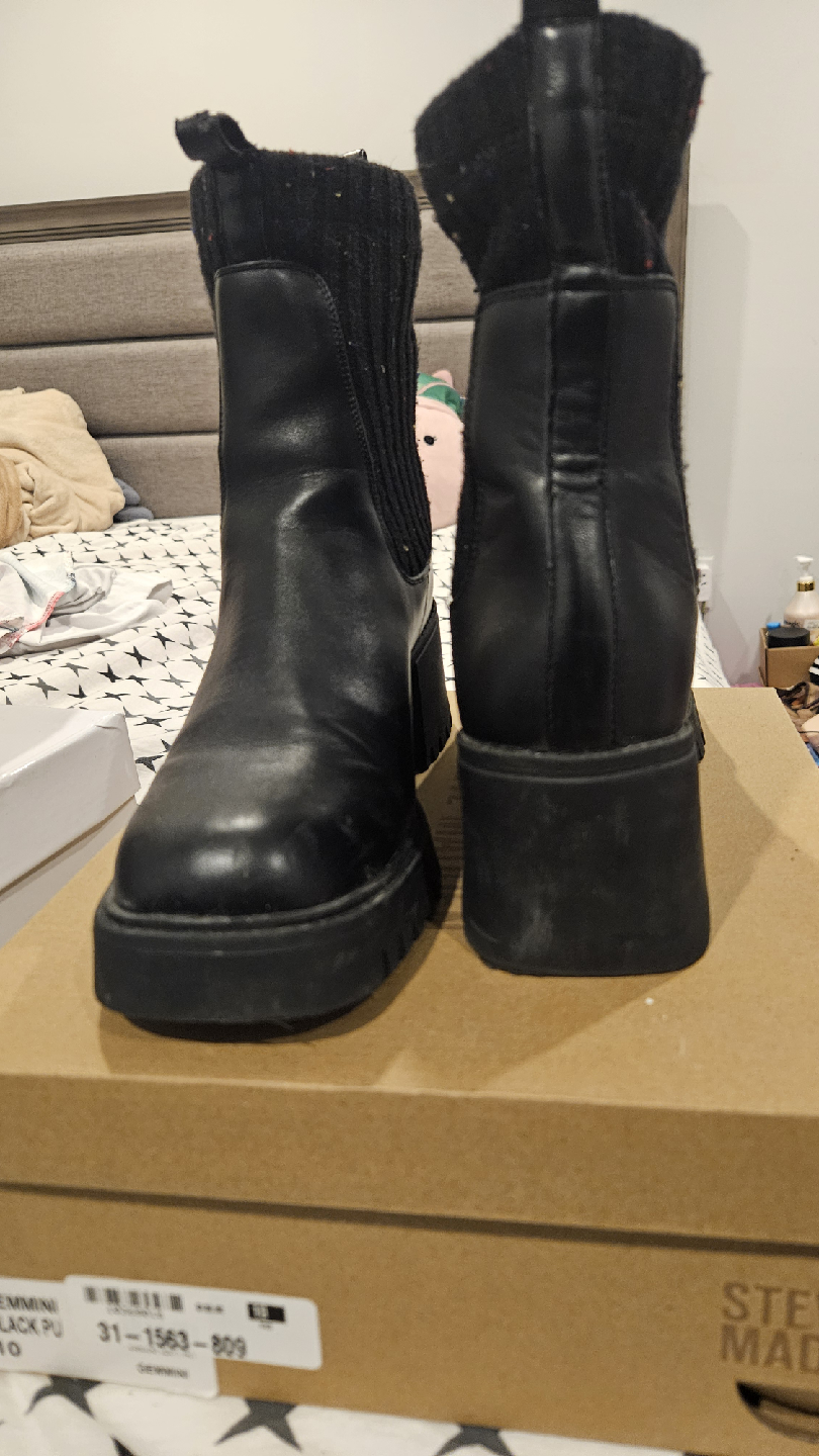 Steve Madden Gemmini Black Boots - Size 10
