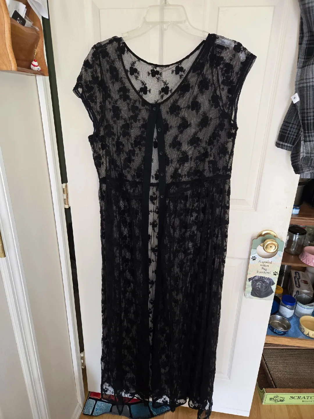 Black Lace Over Throw 2 or 3X image indicator(2)