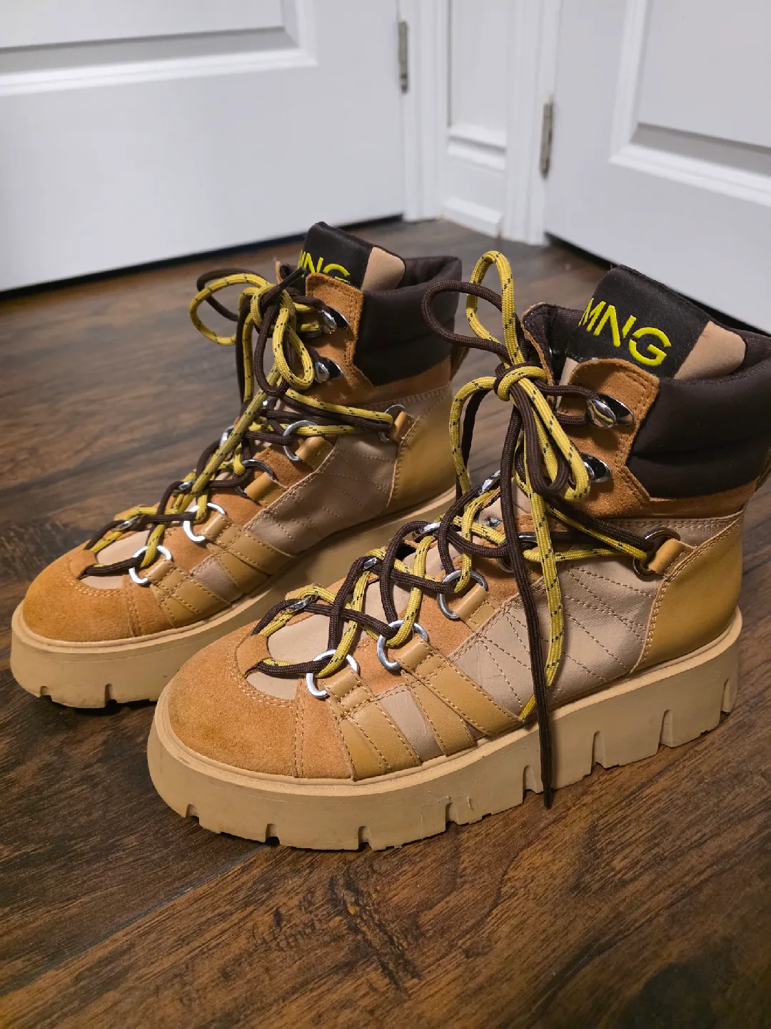 MNG Platform Hiking Boots