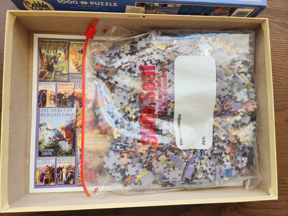Vintage Nancy Drew 1000-piece jigsaw puzzle image indicator(2)