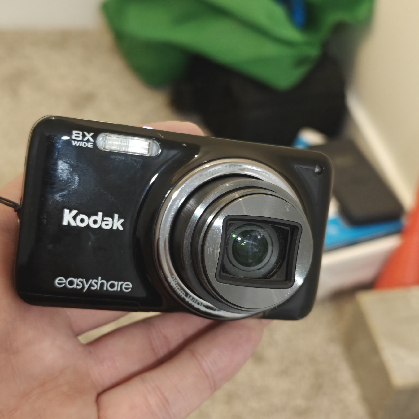 Kodak EasyShare M583 14MP Digital Camera