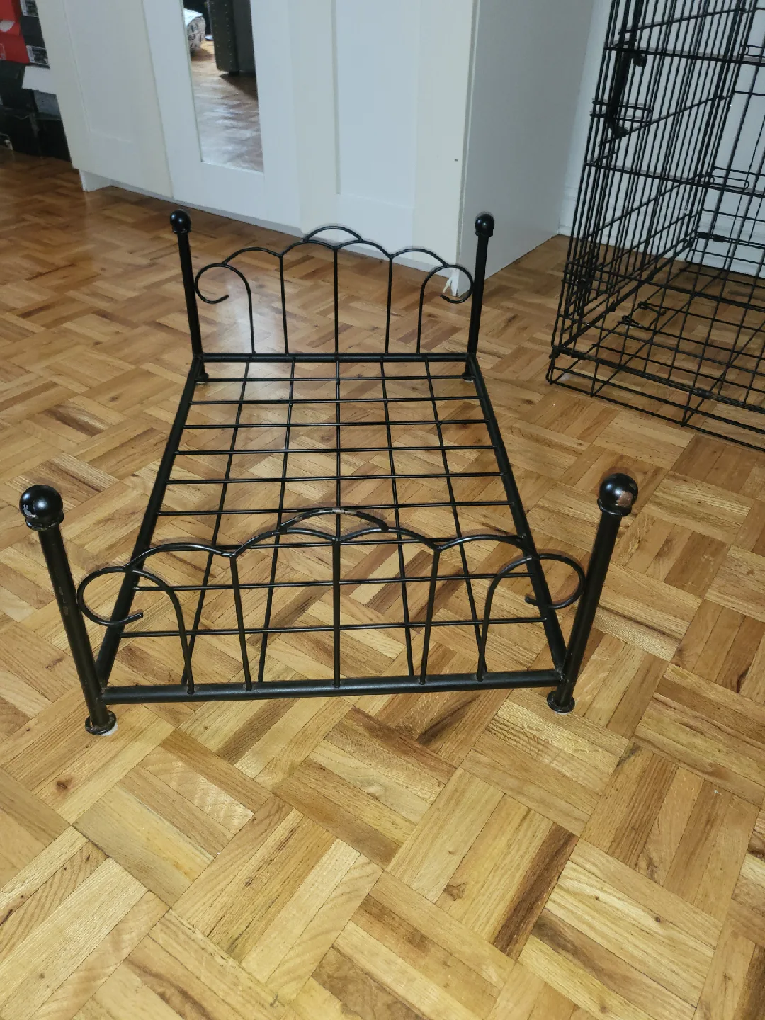 Black Metal Pet Bed Frame image indicator(2)