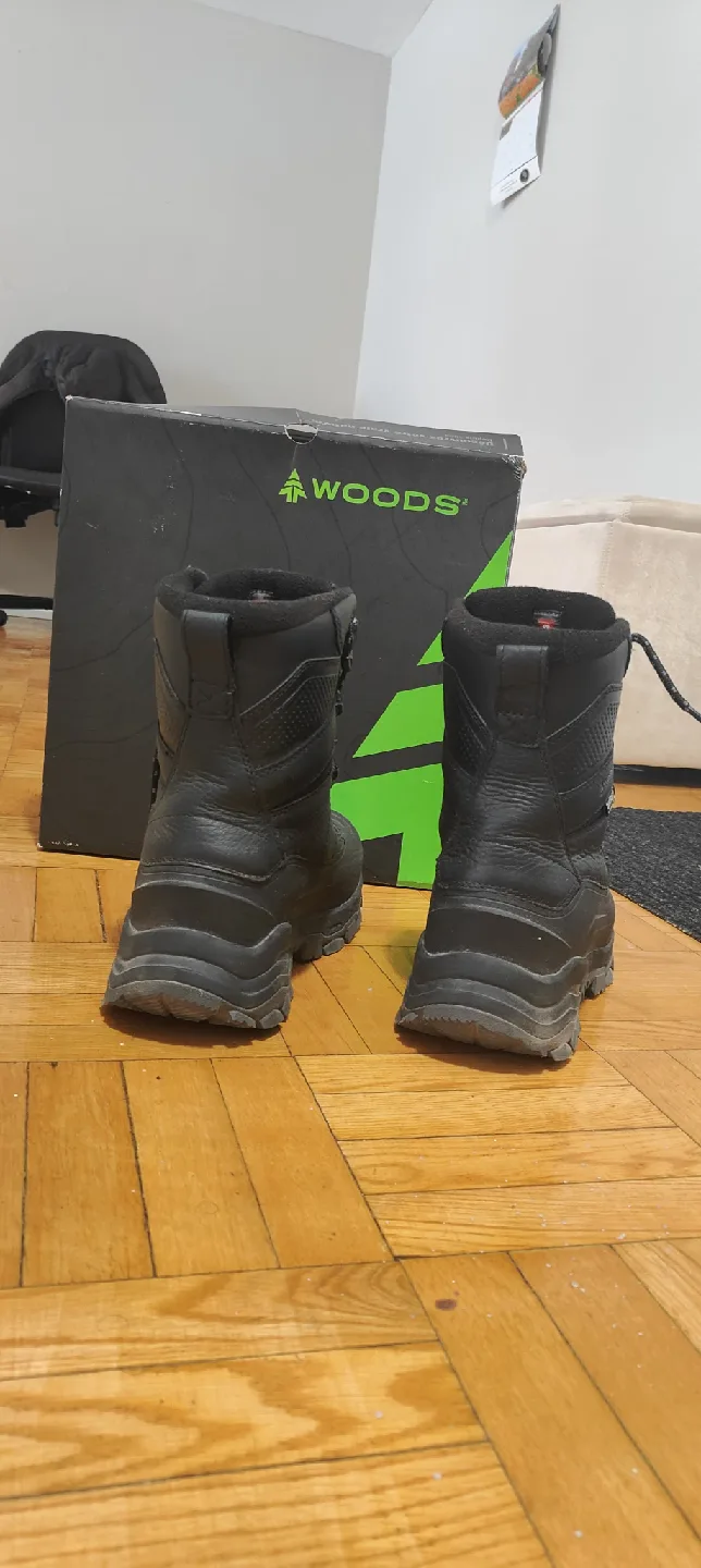 Woods Black Winter Boots with Box image indicator(5)