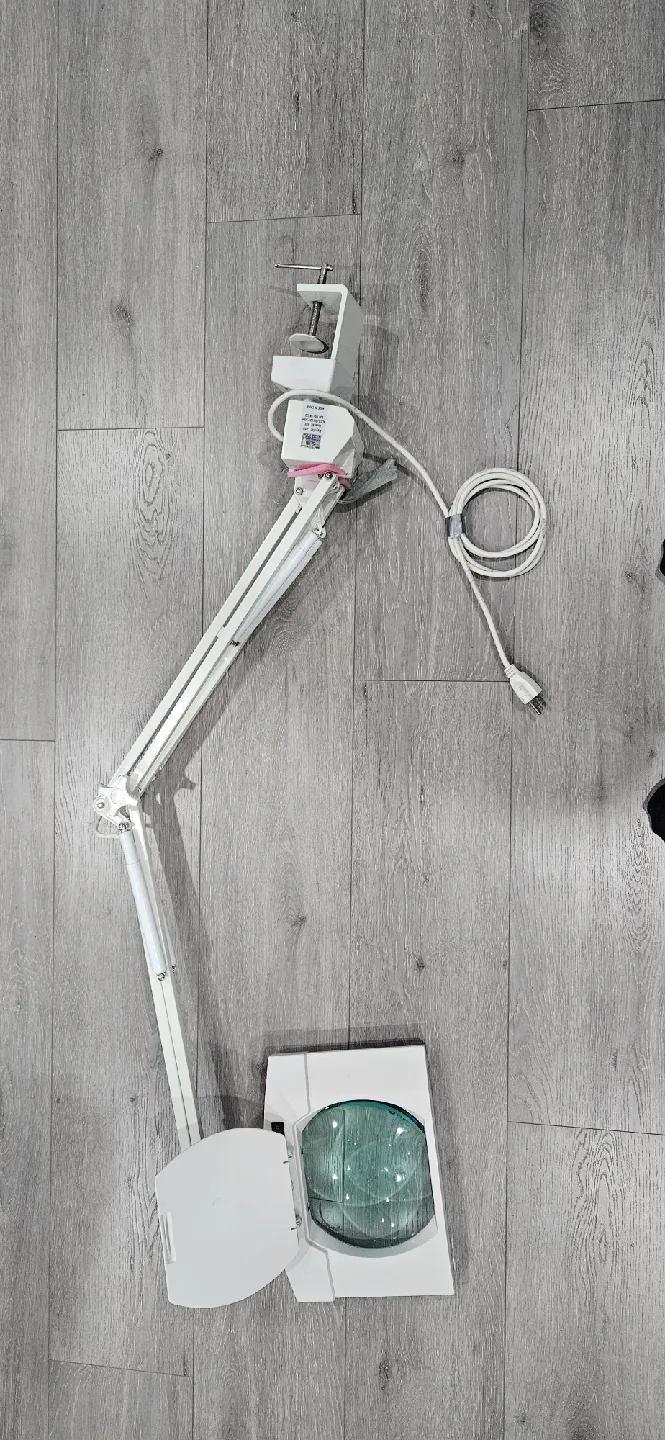 Magnifier Lamp, White image indicator(3)