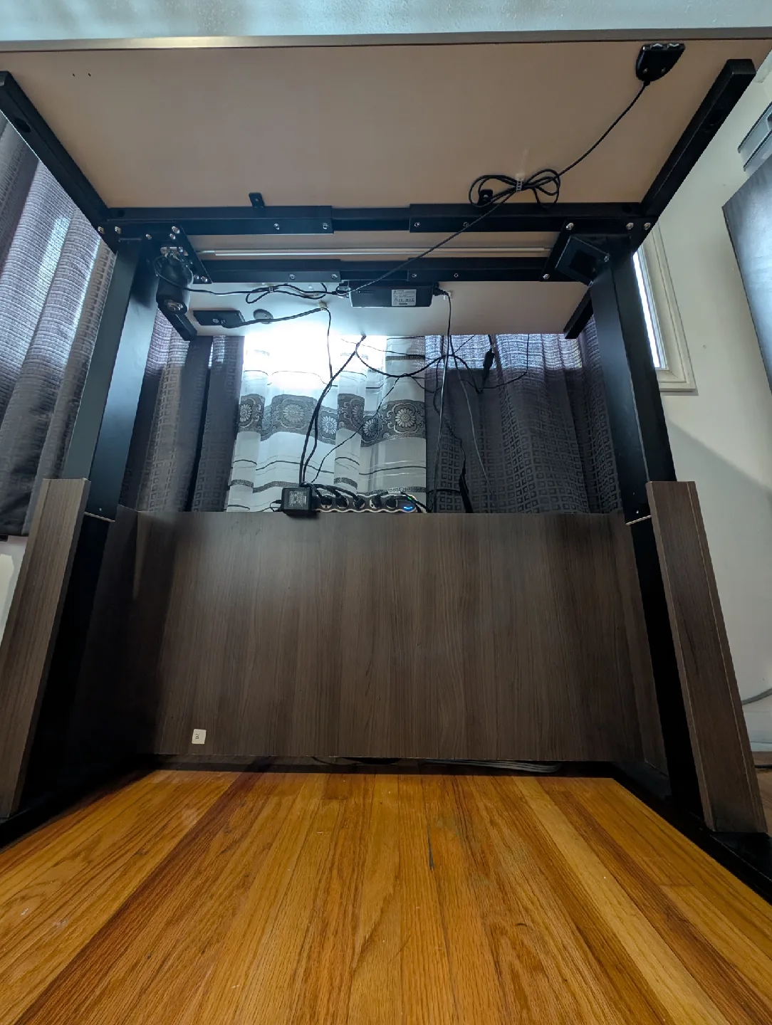 Heavy Duty Adjustable Height Standing Desk, Brown, 48"x24" image indicator(6)