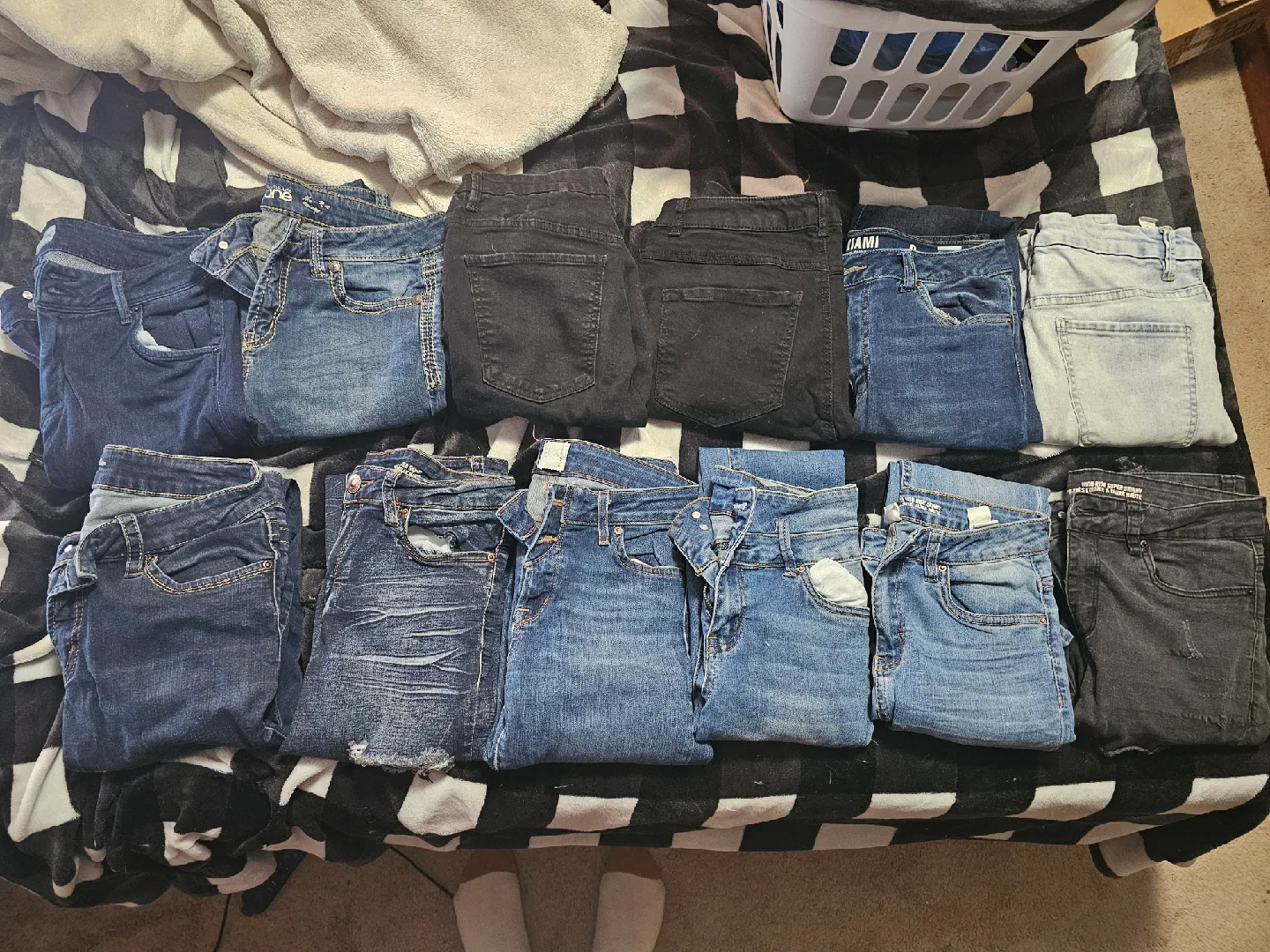 Mixed Lot of Jeans and shirts  Various Brands thumbnail