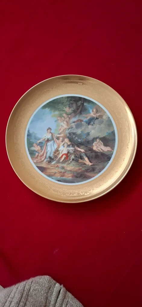 LUBIANA Mythologic Epoch Decorative Plate thumbnail