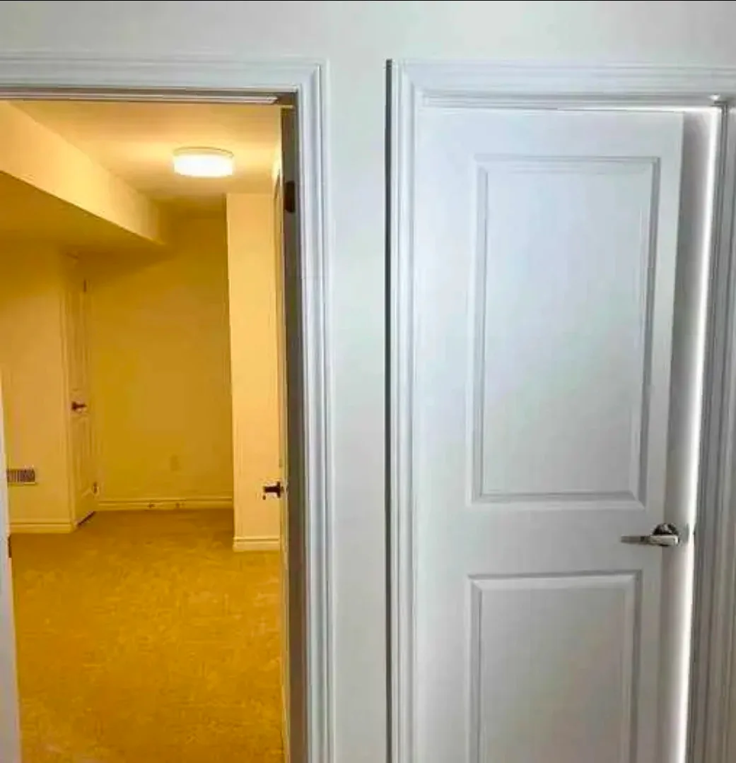 basement for rentals image indicator(10)