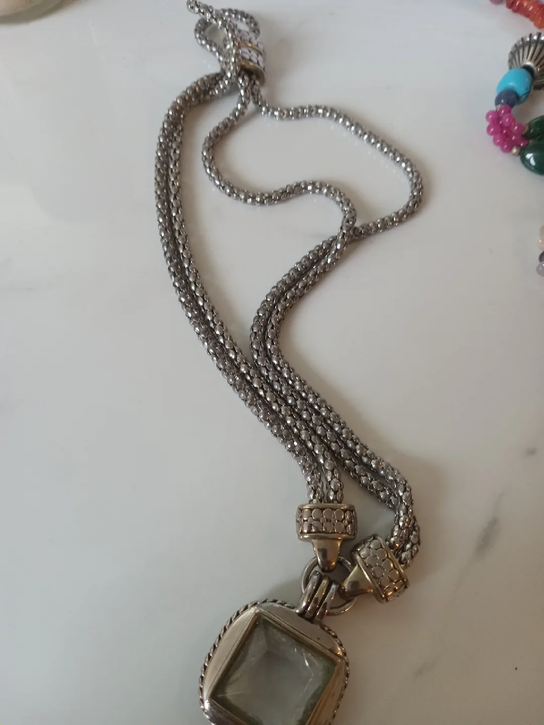 Silver Tone Pendant Necklace image indicator(3)